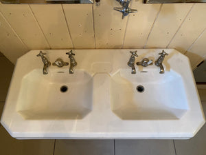 French Art Deco Double Basin on Twin Pedestals C.1920