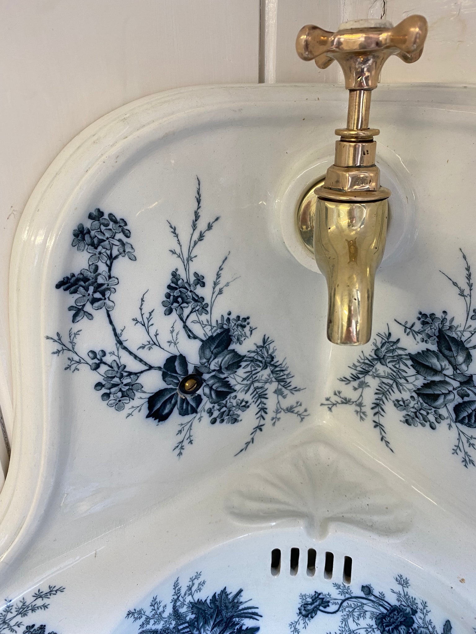 Rare Small Johnson Bros. Victorian Corner Basin C.1890 Decorated with Blue Transfers.