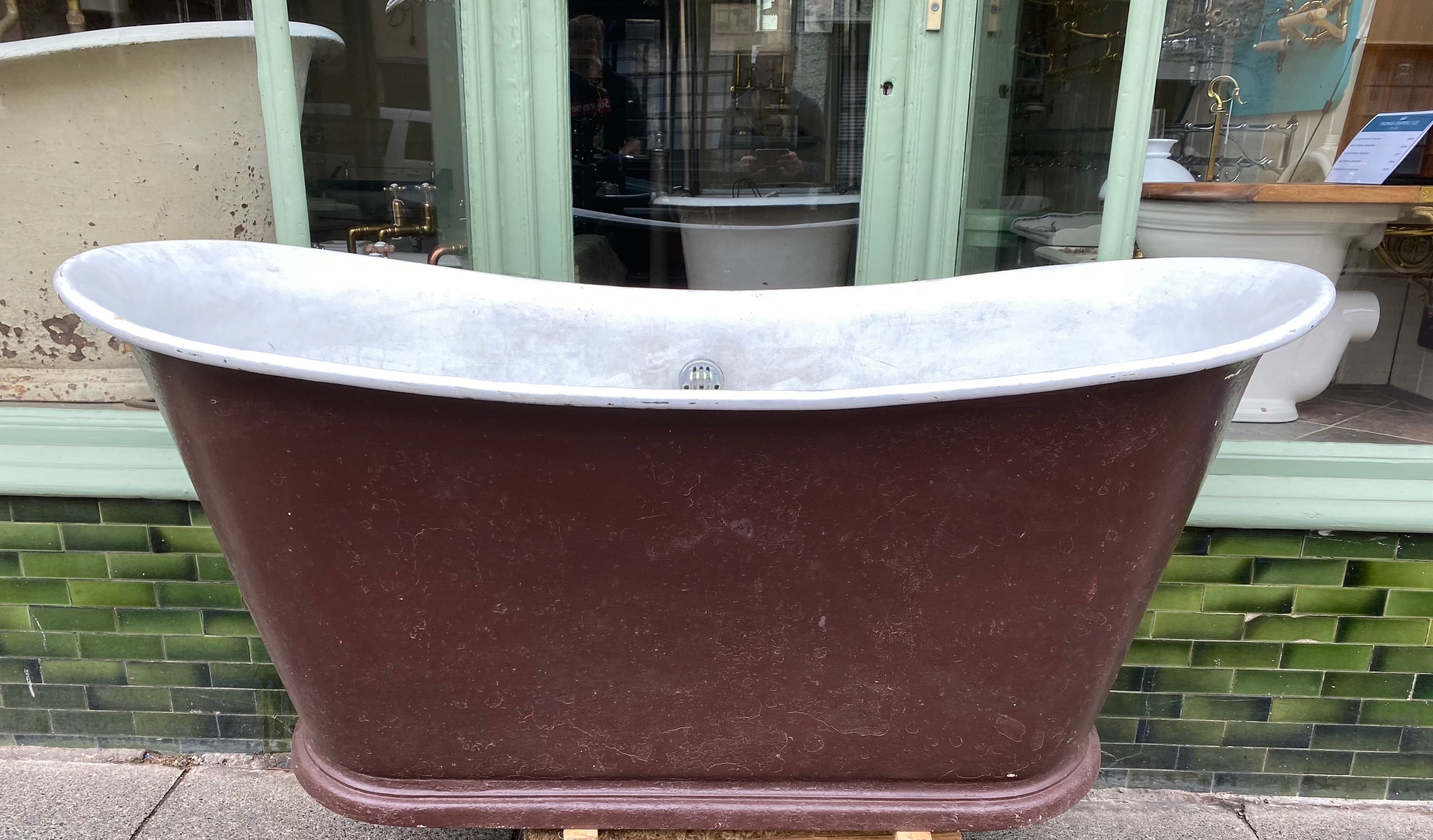 Vintage cast best sale iron tub
