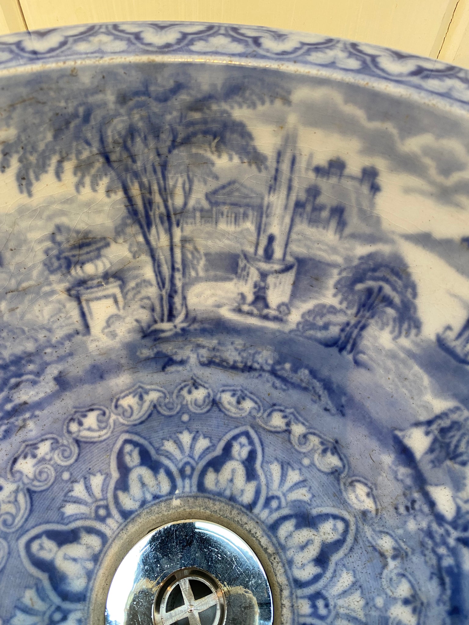 "PANORAMA" Victorian Round Plug Basin No.1 by Twyford C.1850