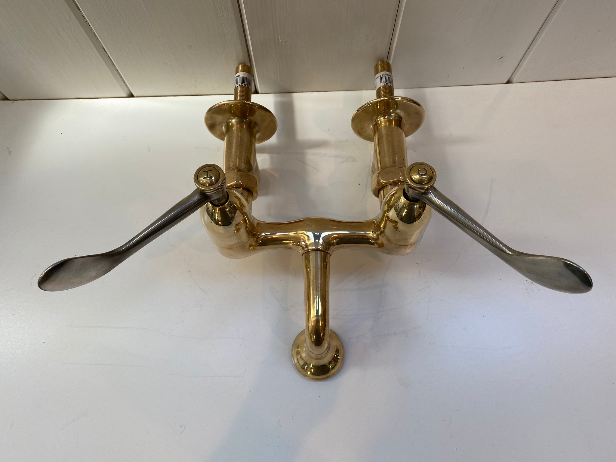 American Surgeon-Lever Mixer Tap C1920 in Unsealed Polished Brass Finish