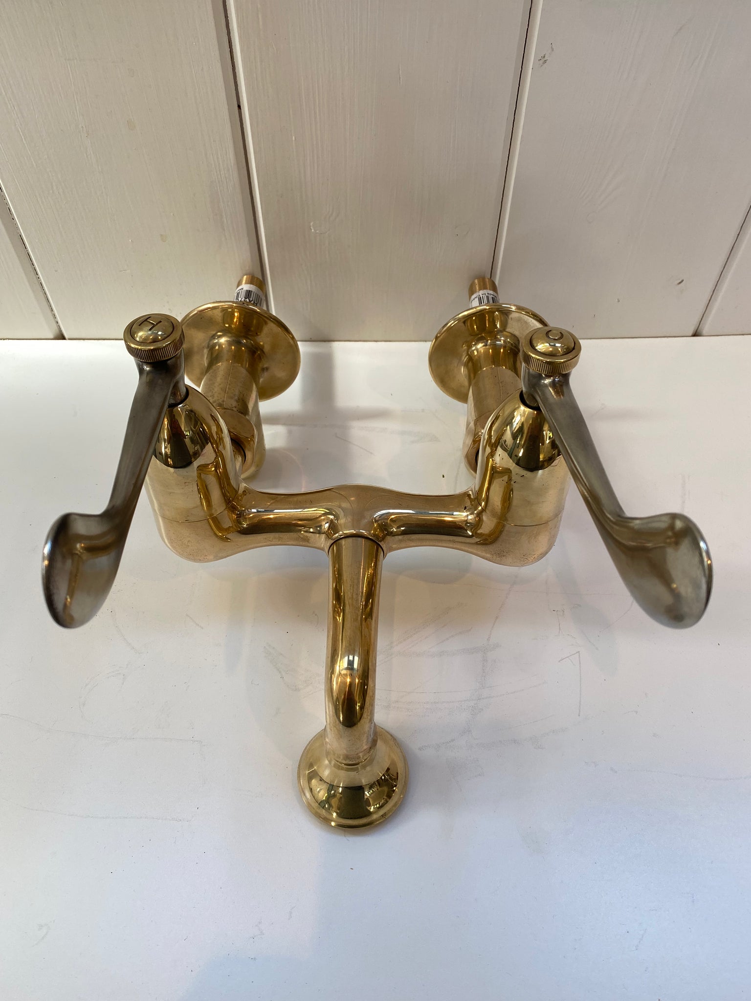 American Surgeon-Lever Mixer Tap C1920 in Unsealed Polished Brass Finish