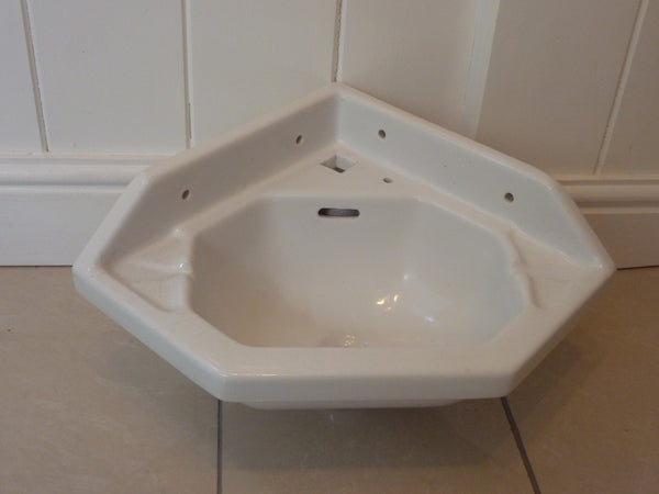 small french corner basin c.1920