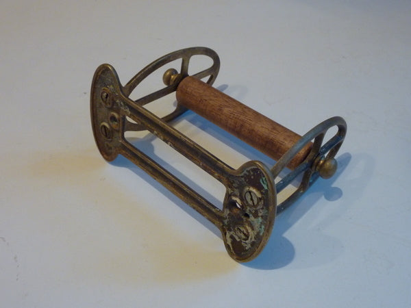 american brass roll holder c.1920