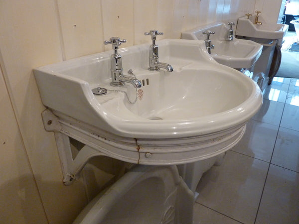 victorian cloakroom basin by j bolding & sons, london w